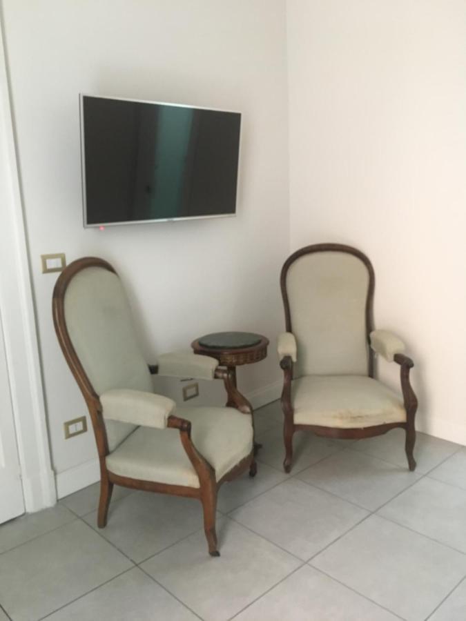 Ciro A Maschio Angioino Bed & Breakfast Naples Luaran gambar